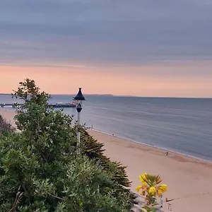 https://seabourne-studio.tophotelsbath.com